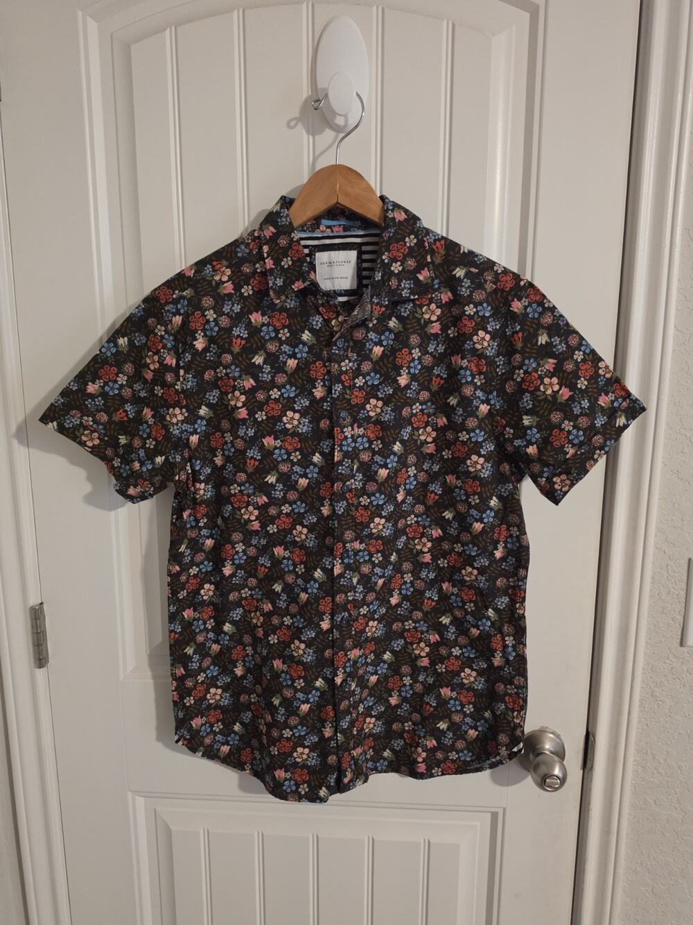 Denim & Flower Ricky Singh Men’s M Floral Shirt Short Sleeve ButtonUp Dark Grey